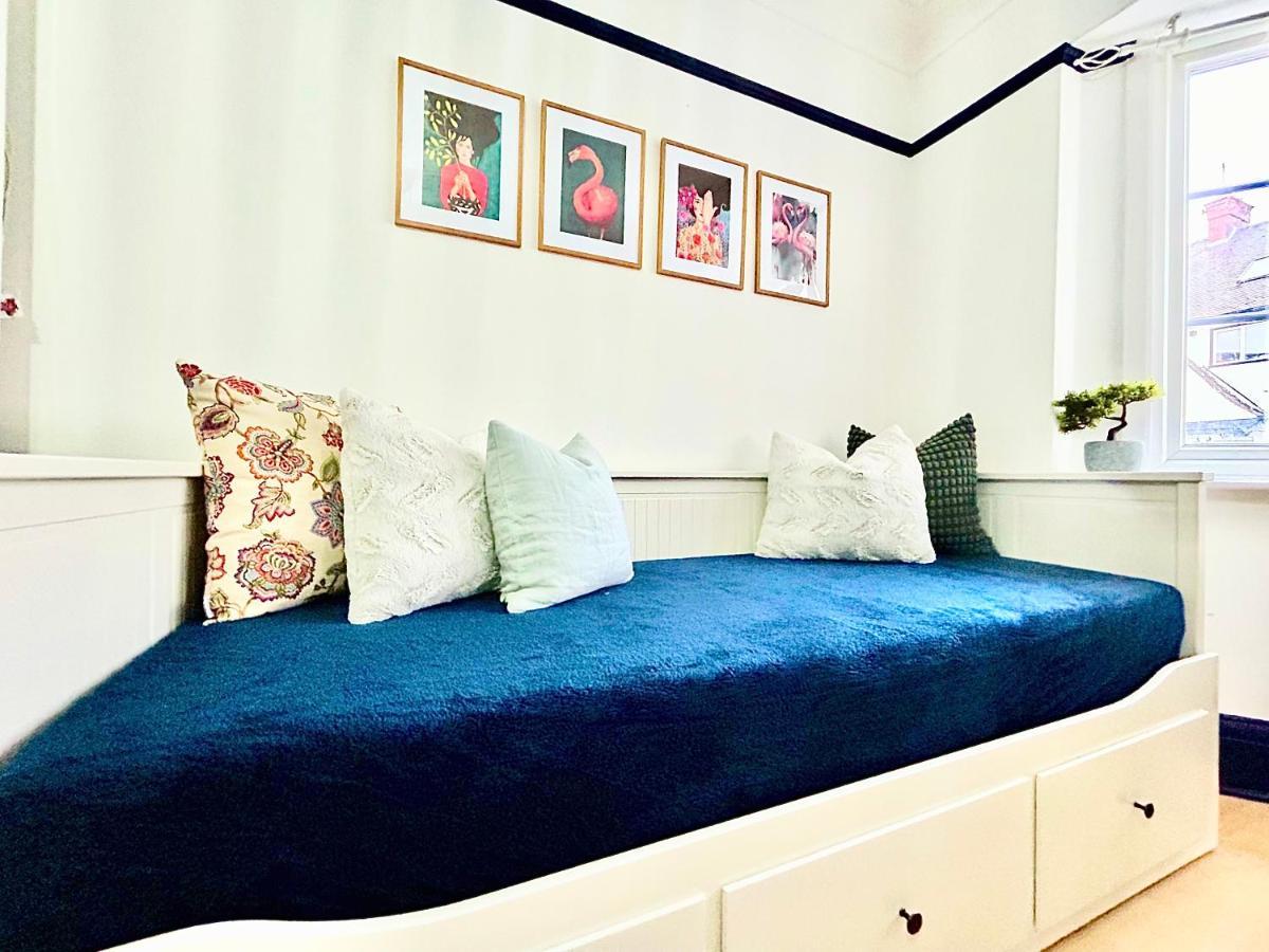 Rest Boutique Golders Green 伦敦 外观 照片