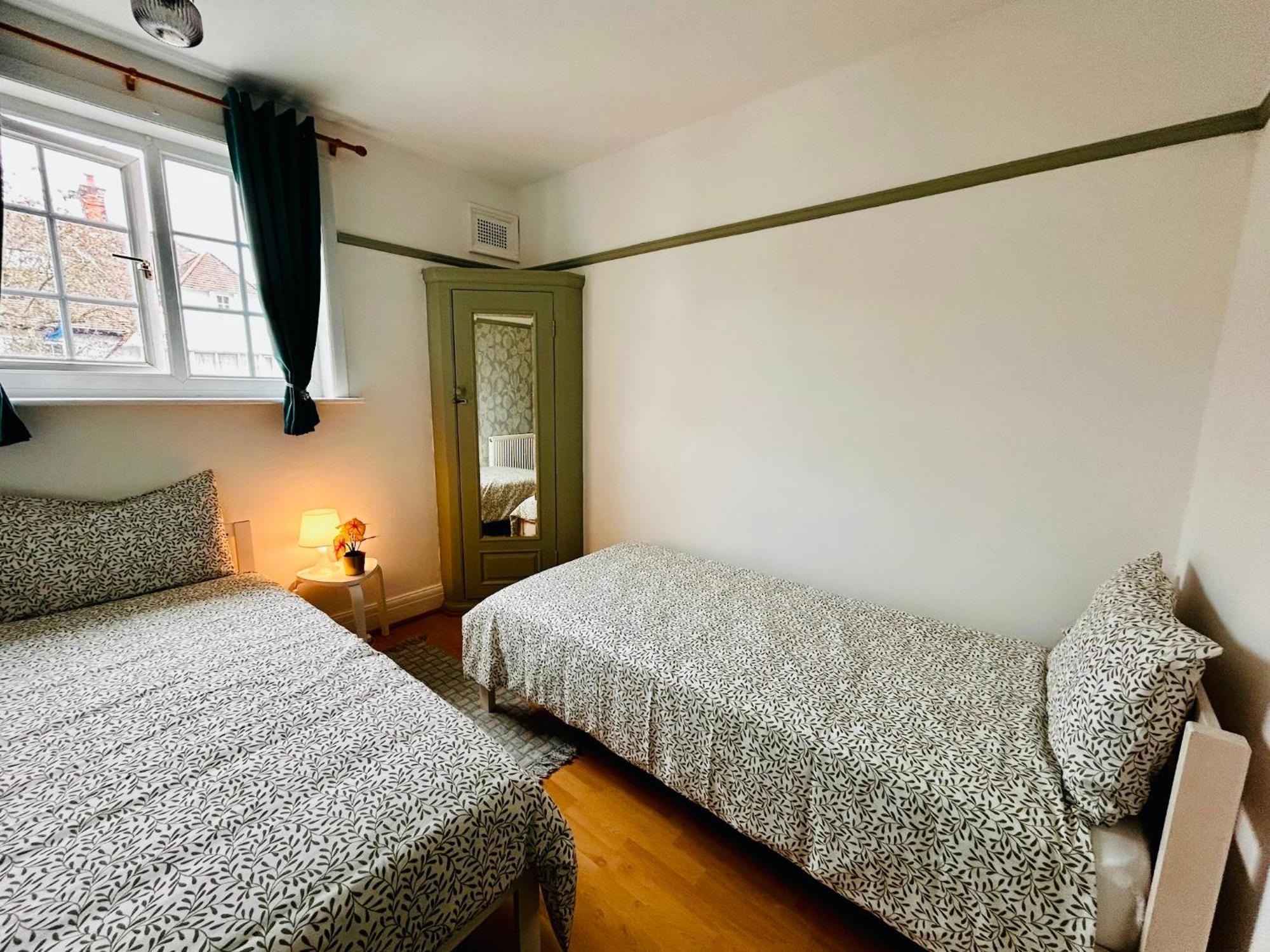 Rest Boutique Golders Green 伦敦 外观 照片