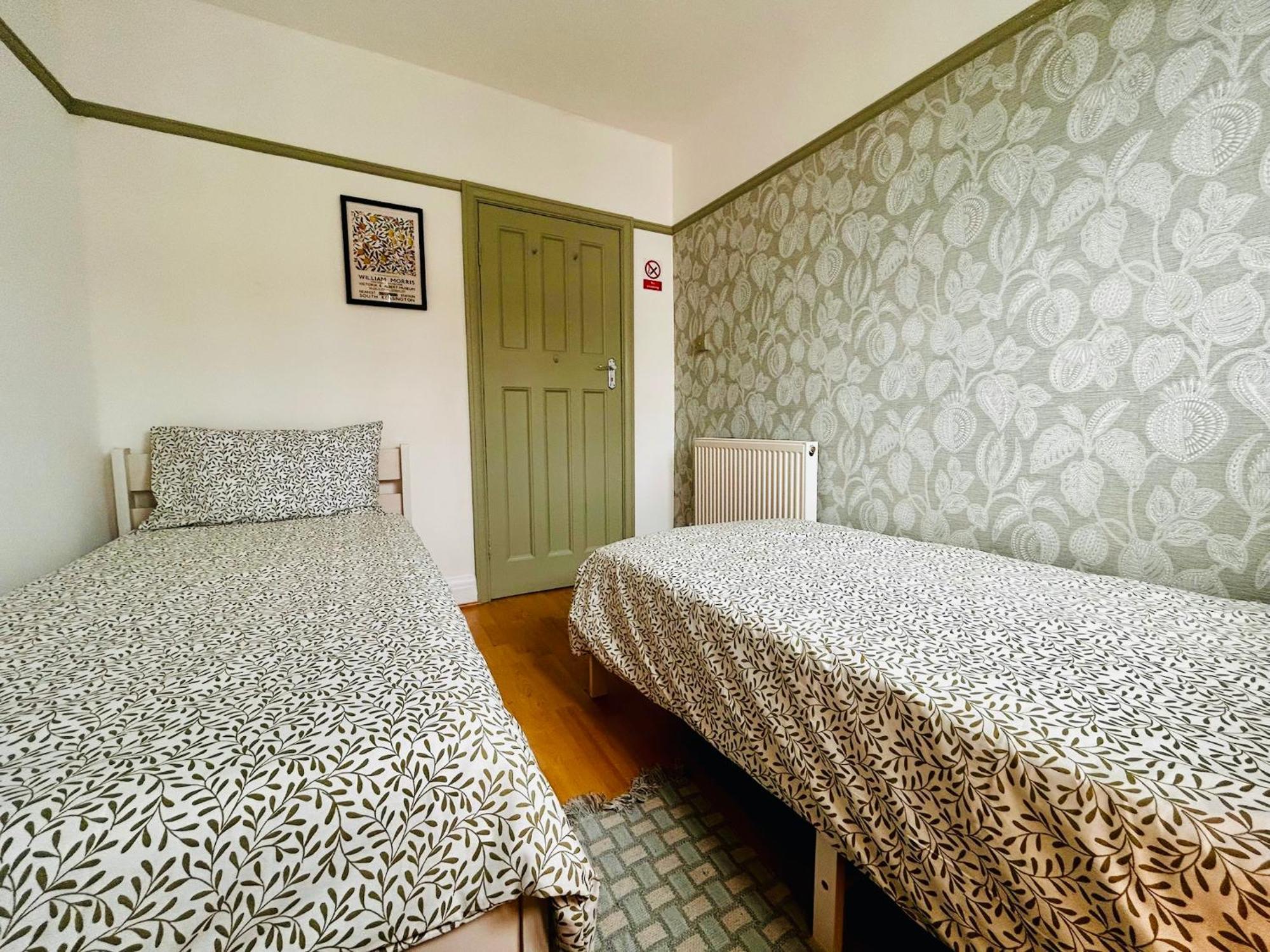 Rest Boutique Golders Green 伦敦 外观 照片